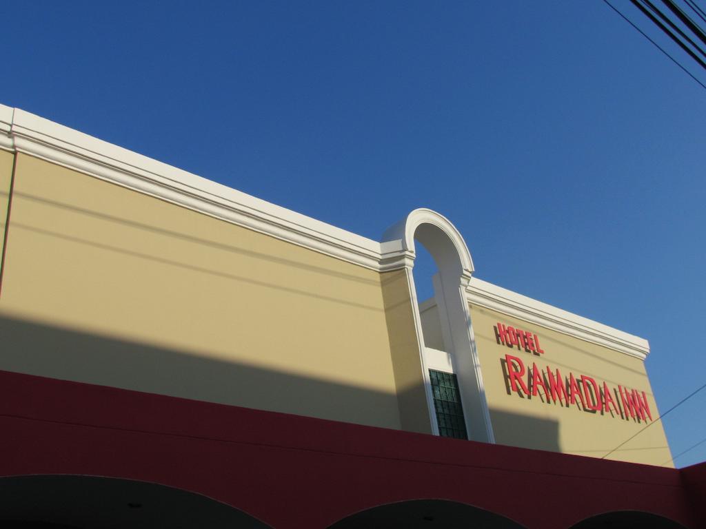 贝斯特韦斯特普拉斯特拉扎酒店 圣萨尔瓦多 外观 照片